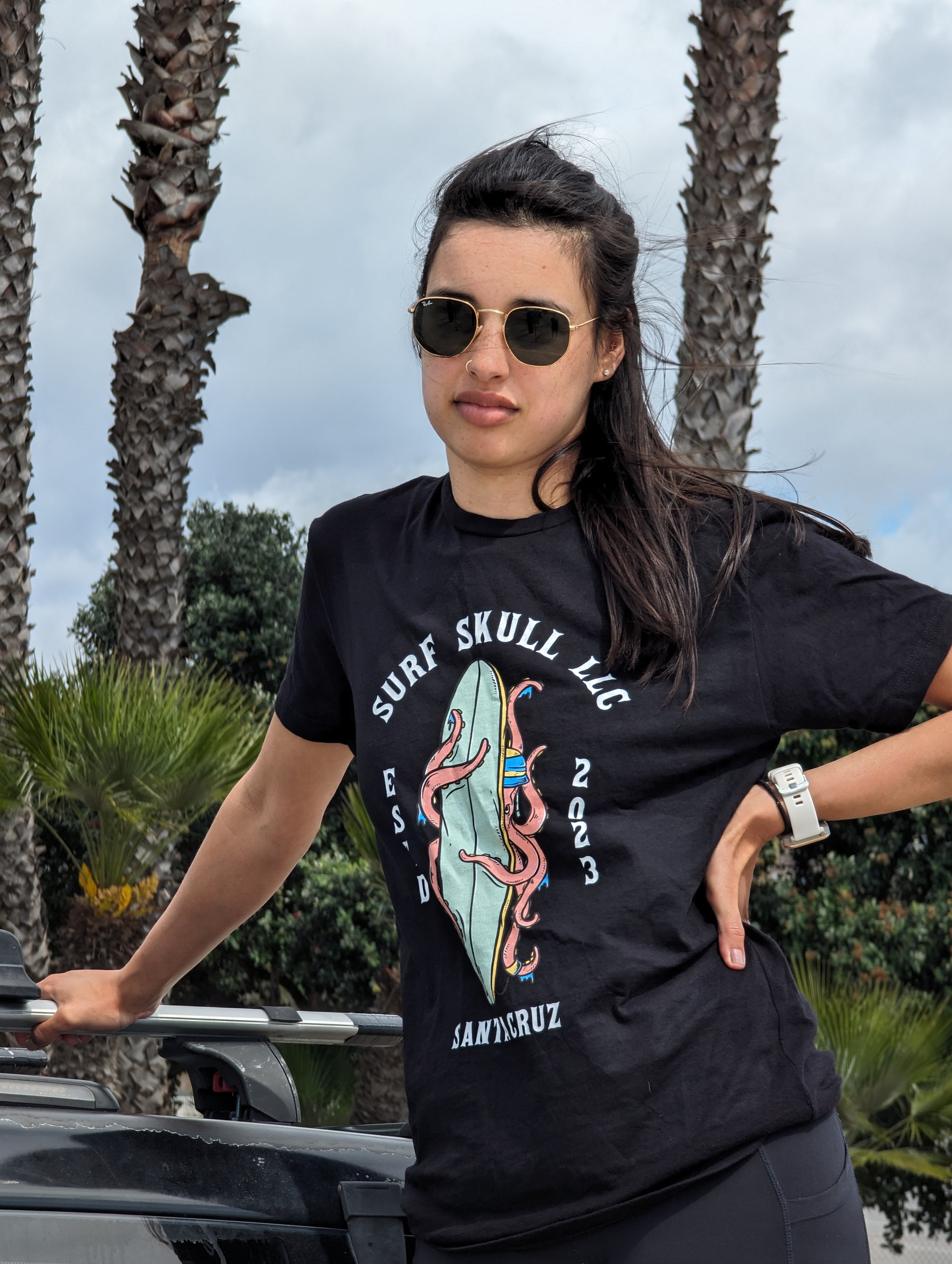 Black T-shirt (octo-grom)